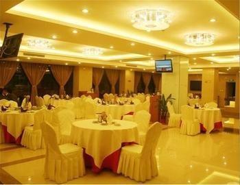Wu Liang Ye Grand Hotel Чънду Ресторант снимка